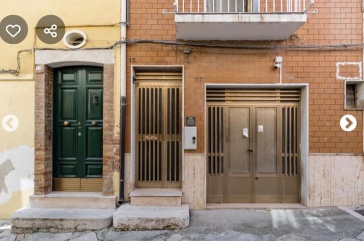 B&B Palazzo Veliero Al Castello Torre Maggiore Exterior foto